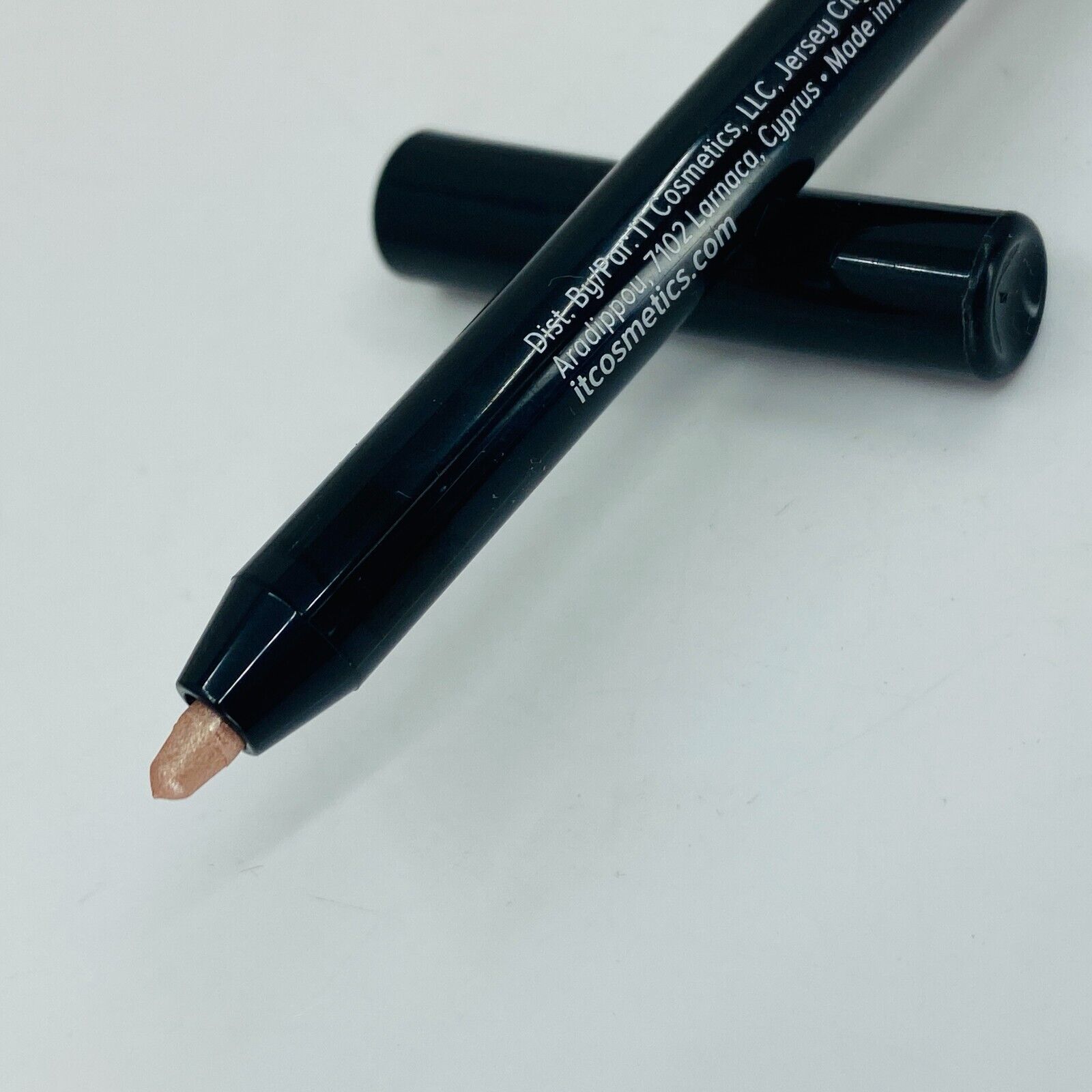 IT Cosmetics No Tug Waterproof Anti-Aging Gel Eyeliner #Highlight - BOXLESS