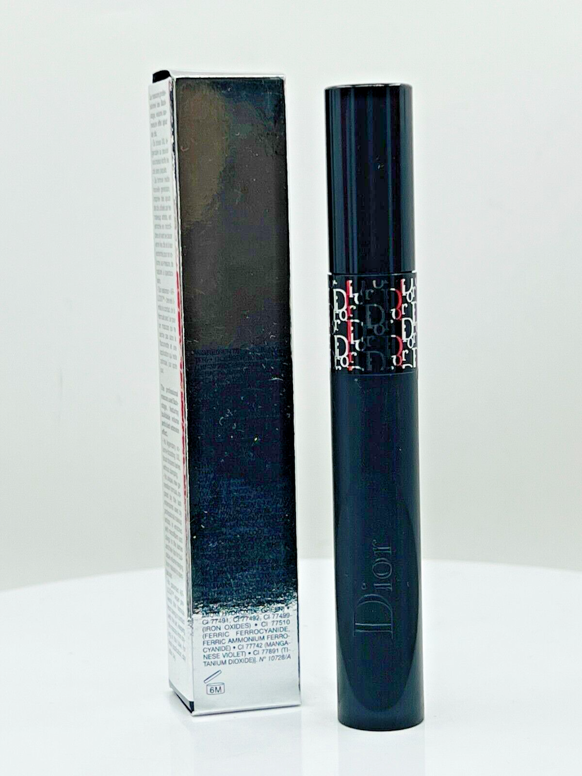 CHRISTIAN DIOR DIORSHOW MASCARA BUILDABLE VOLUME IN 090 PRO BLACK 0.33oz (NIB)