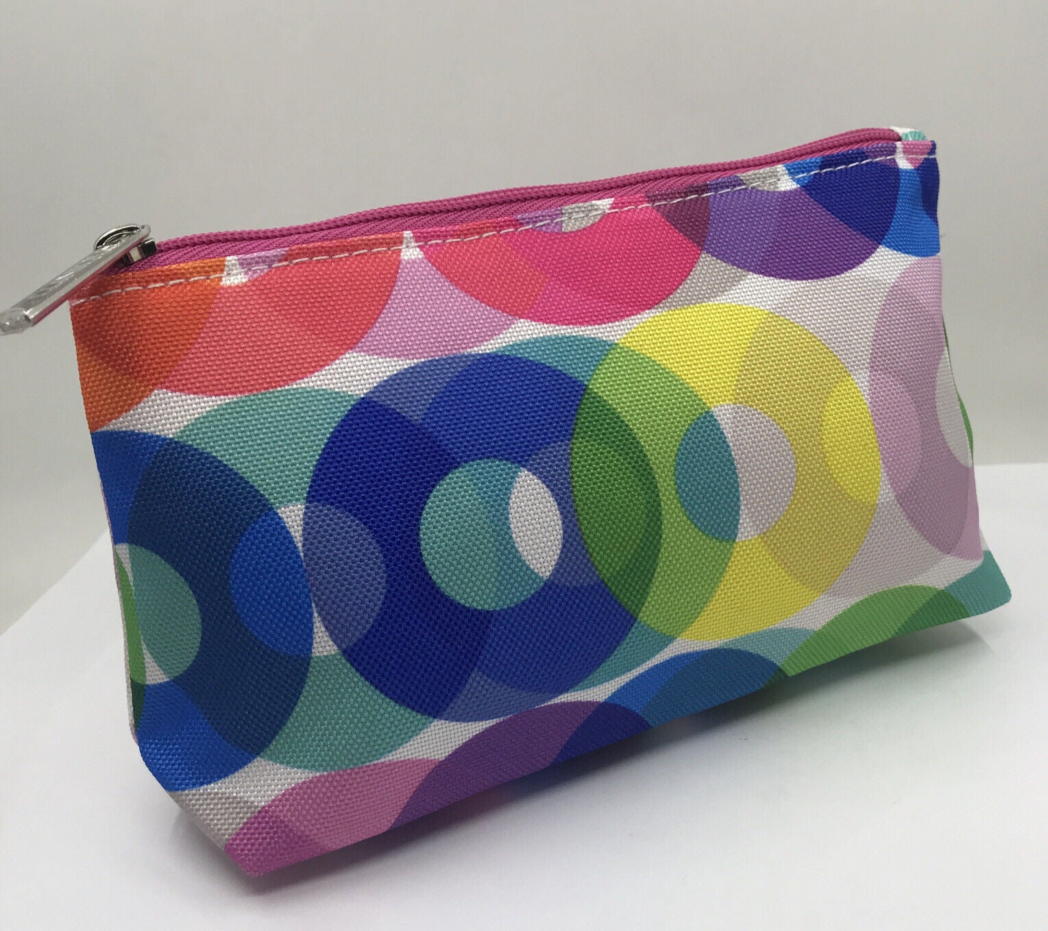 CLINIQUE MULTICOLOR POUCH/ZIPPERD COSMETIC  TRAVEL BAG