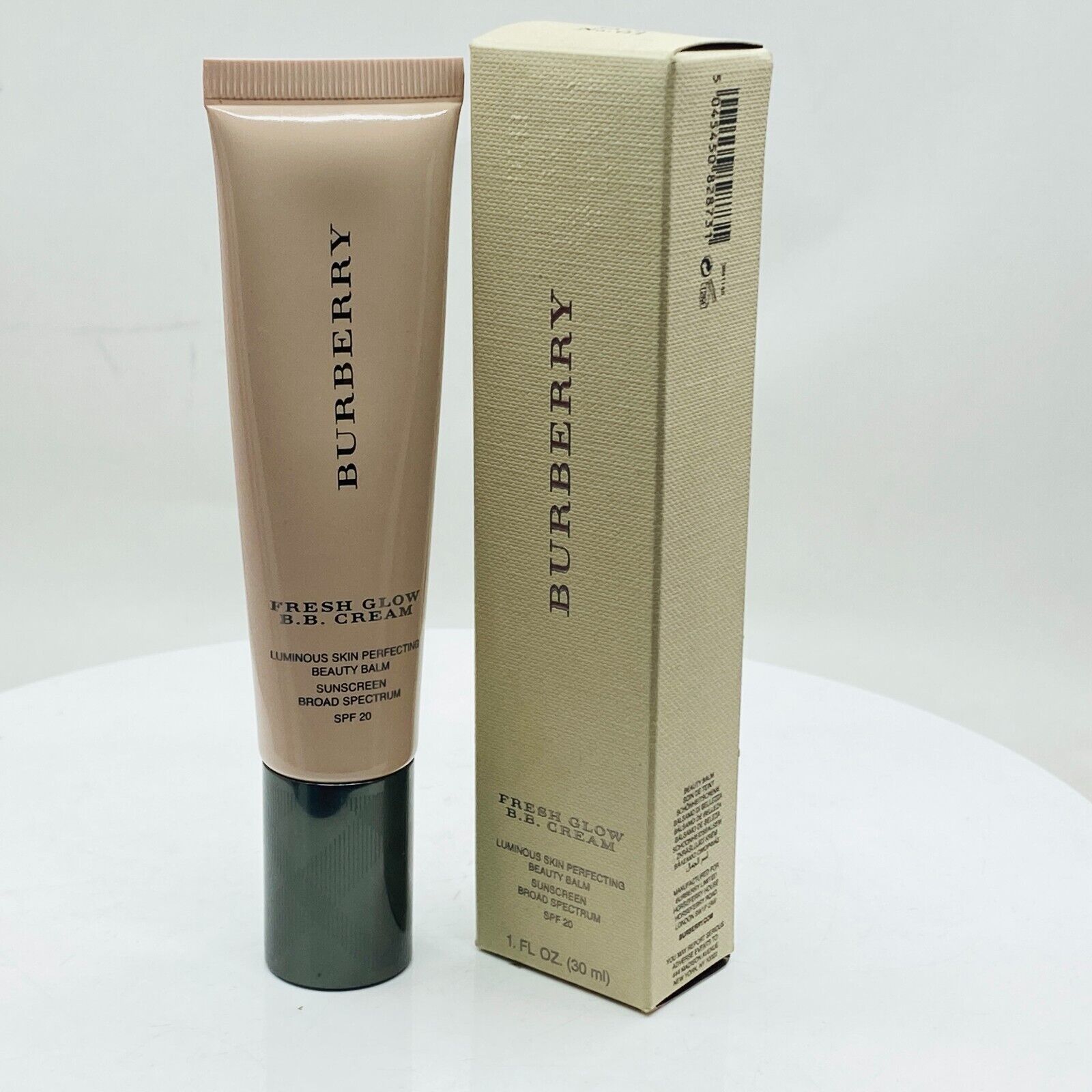 Burberry Fresh Glow B.B. Cream Luminous skin perfecting beauty balm #FAIR 01-NIB