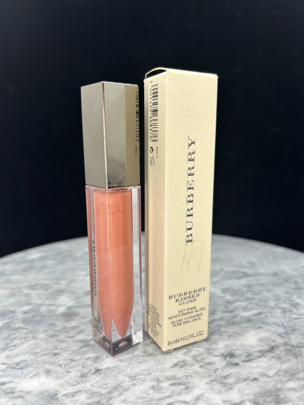 BURBERRY Kisses Gloss moisturizing gloss #Cameo Nude No.21 - 0.2 oz - NIB