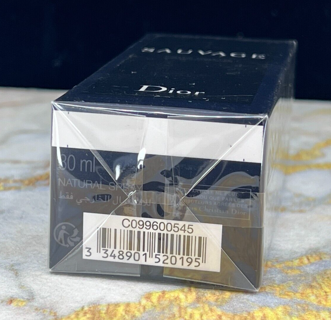 Dior Sauvage Mens Eau De Toilette -1 oz (NIB)