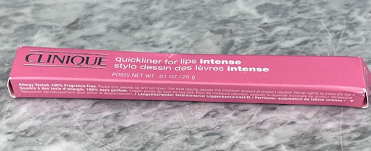 Clinique Quickliner for Lips Intense #10 Intense Hibiscus- (NIB)