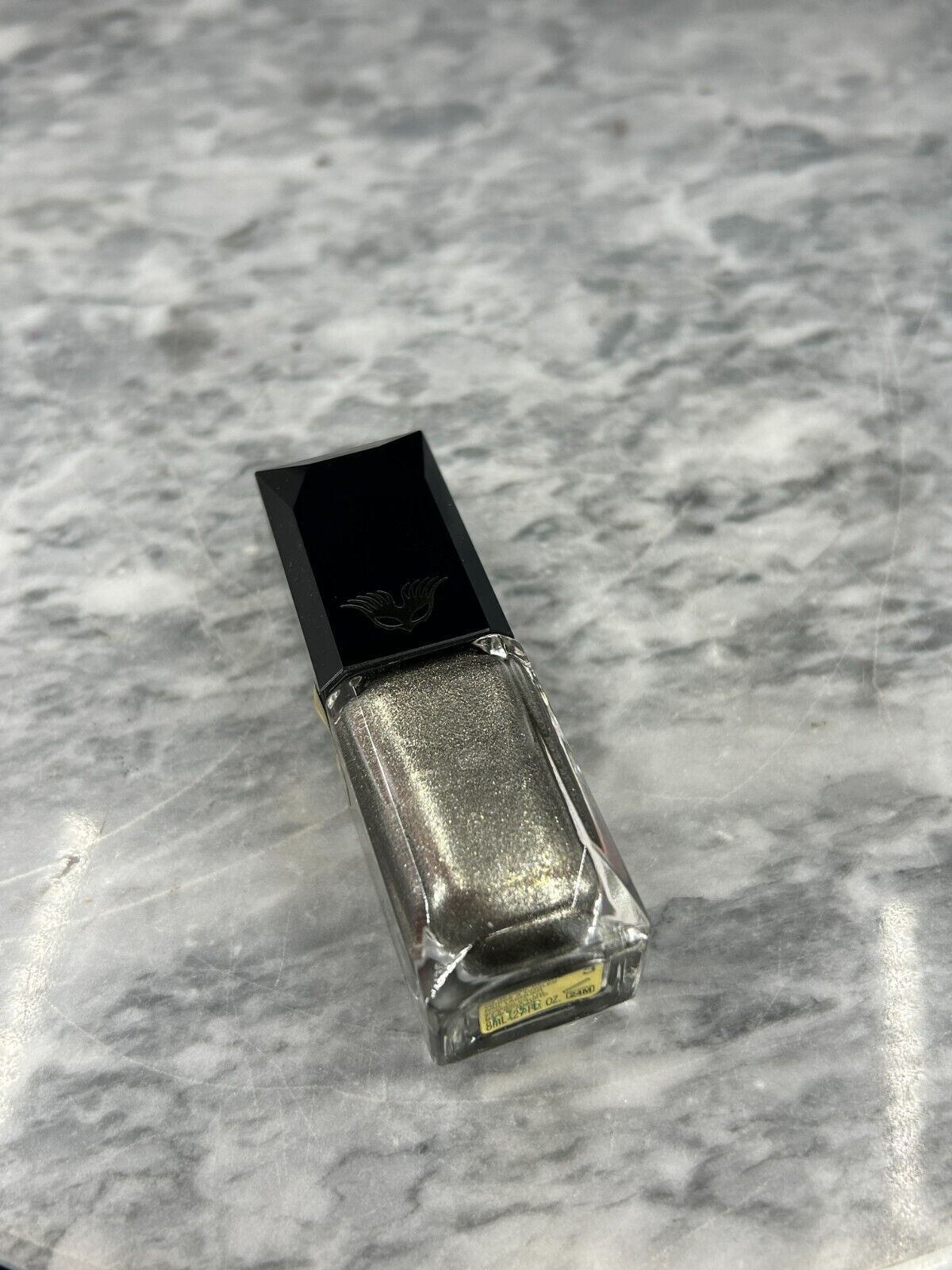 CLE DE PEAU BEAUTE Nail Lacquer - 0.27oz/8ml #3 - NEW & BOXLESS