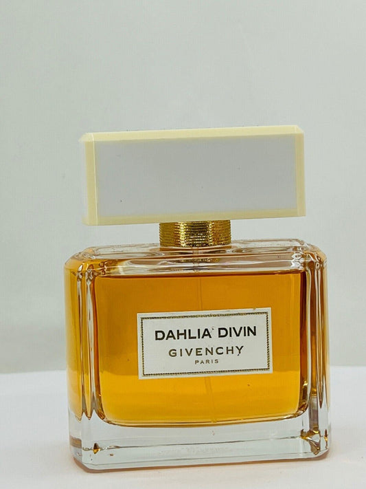 Dahlia Divin Givenchy eau de parfum -2.5oz (New)