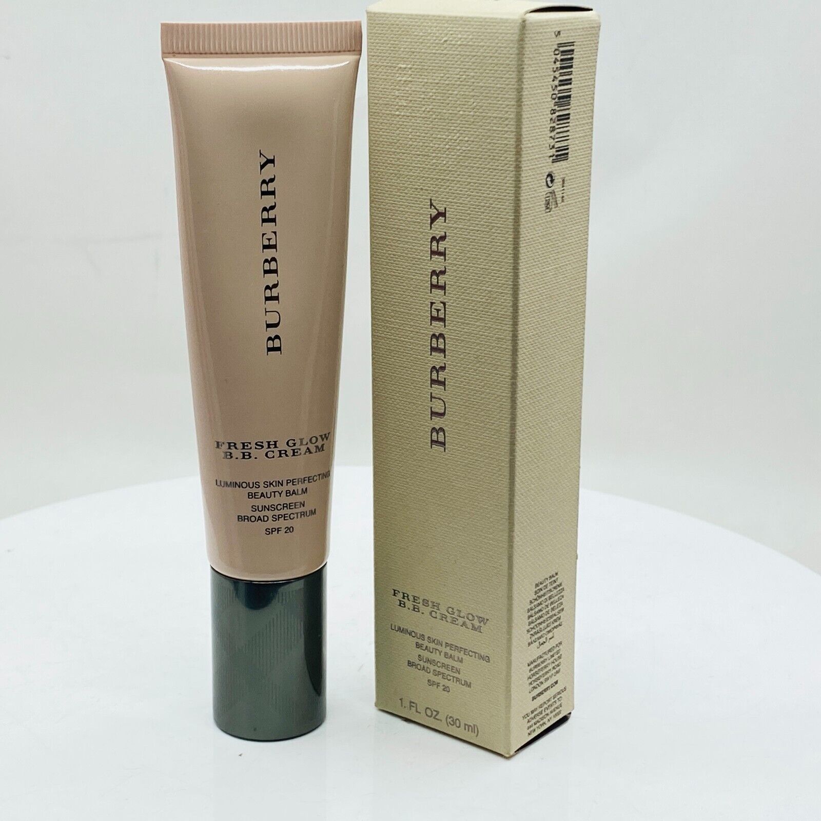 Burberry Fresh Glow B.B. Cream Luminous skin perfecting beauty balm #FAIR 01-NIB