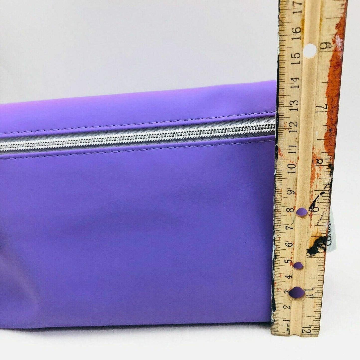 Clinique Cosmetic Make-up Zippered Pouch ~ New without tags !!!