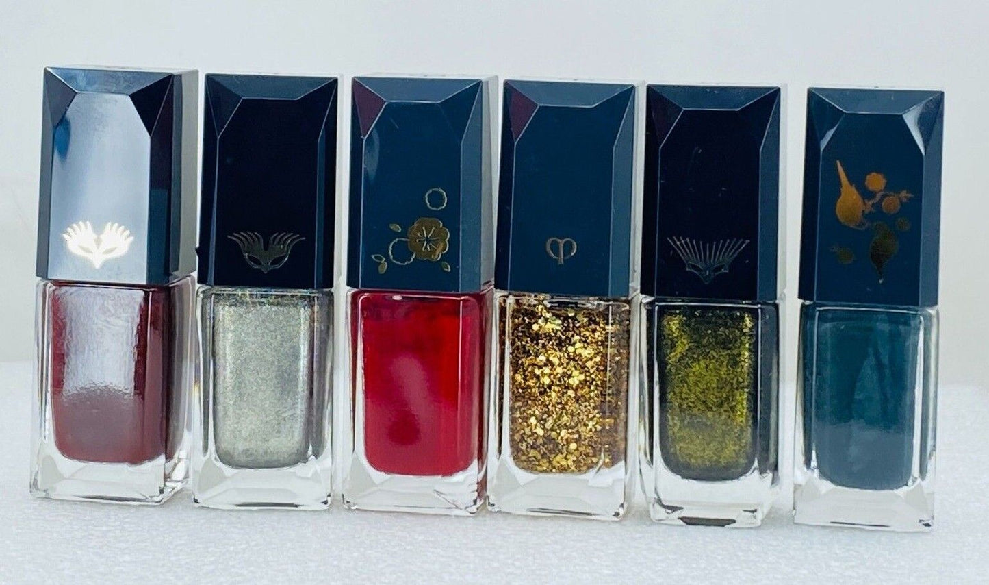 CLE DE PEAU BEAUTE Nail Lacquer - 0.27oz/8ml (CHOOSE SHADE) - BOXLESS