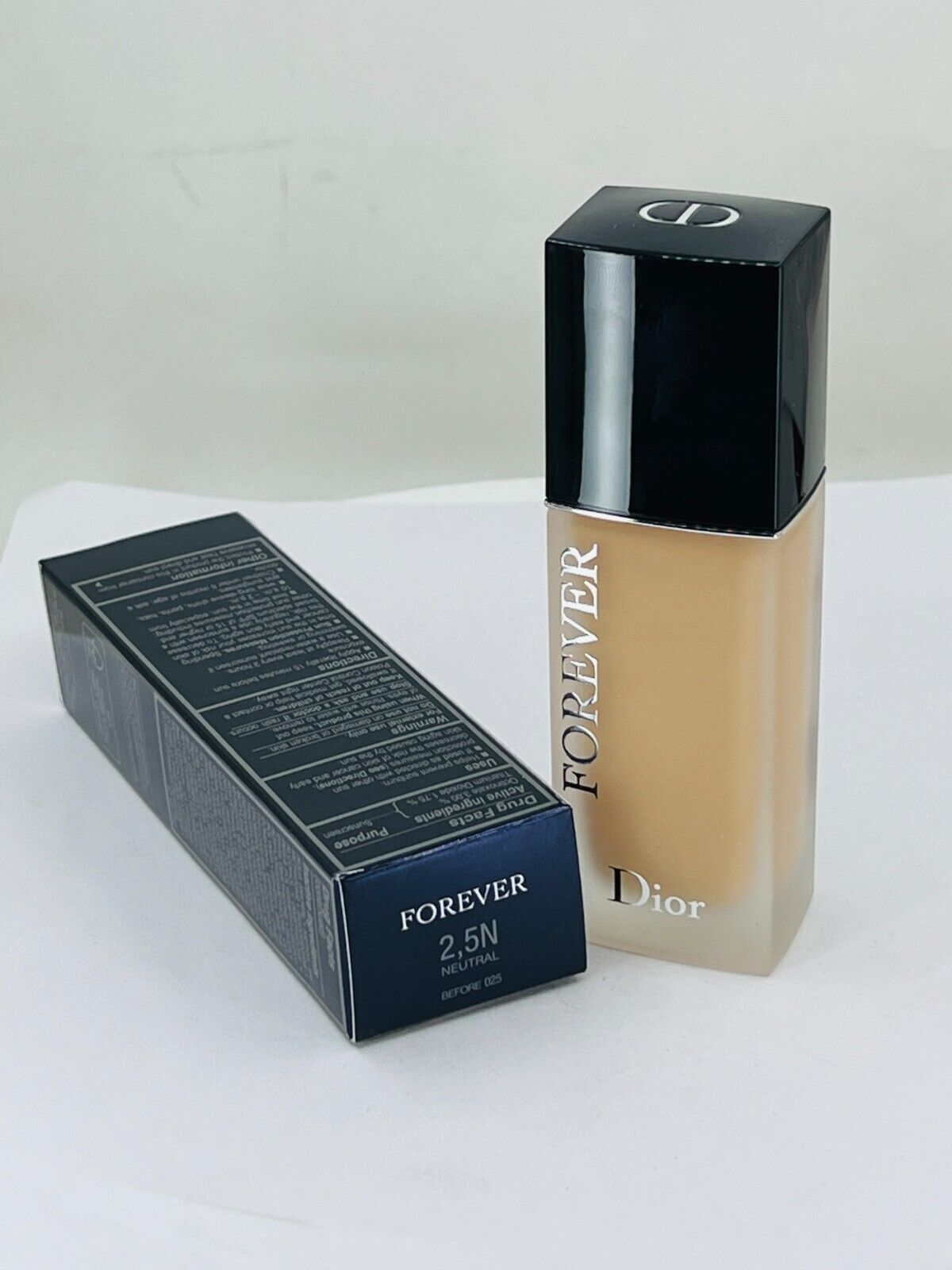 Dior Forever Foundation - 2,5N Neutral - 1 fl oz / 30 ml SPF 35 (NIB)