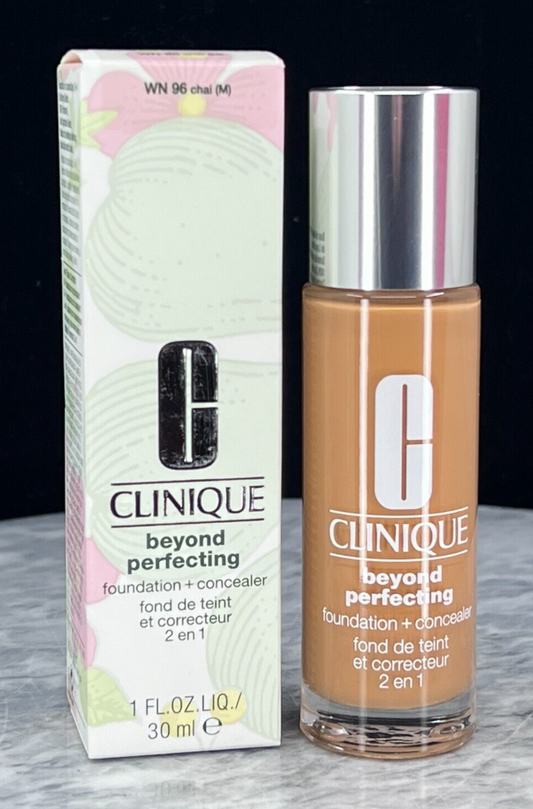 Clinique Beyond Perfecting Foundation+Concealer #WN 96 chai(M)  - 1oz (NIB)