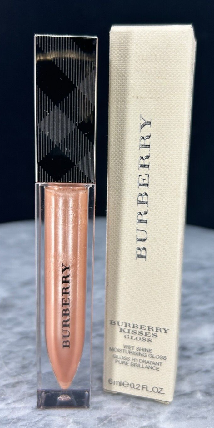 BURBERRY Kisses Moisturising Gloss #No. 09 Pale Nude - 0.2oz ~ NIB