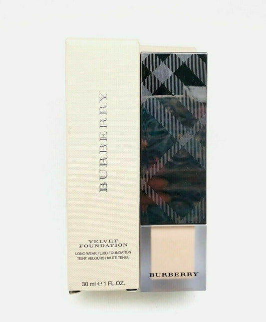 Burberry Velvet Foundation Long Wear Fluid Foundation ~ Trench No.201 ~ 1 oz,NIB