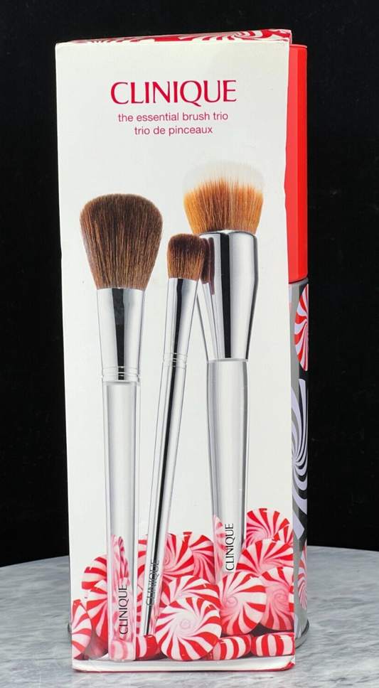 Clinique The Essential Brush Trio: Foundation, Blush and Eye Shader Brush-New